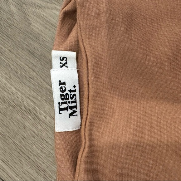 Tiger Mist Cameron Crop Top. XS. Worn once. - Picture 4 of 4